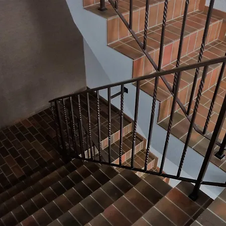 Inviting In Near The Area Apartment *
