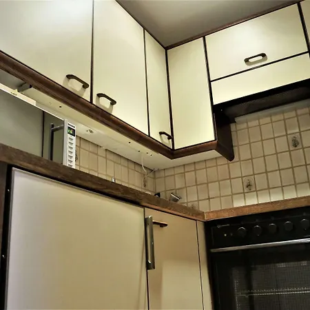 Apartment Inviting In Near The Area *